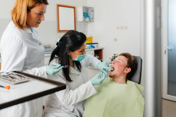 Best Emergency Treatment for Dental Infections or Abscesses in Hunters Creek, FL